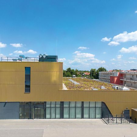 Styles Hotel Noerdlingen Exterior photo